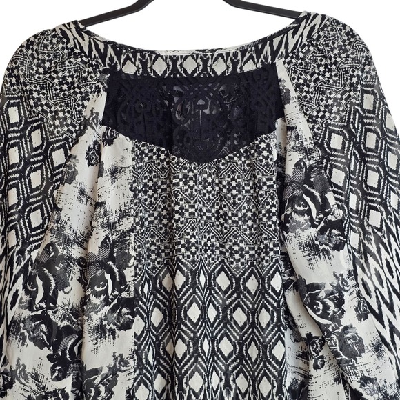 Figueroa & Flower by Anthropologie Blouse Womens Large Boho Top Flowy Geometric - Picture 4 of 10